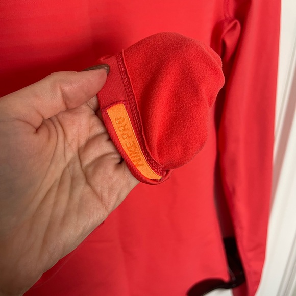 Nike Women’s Dri-fit Sweater - Picture 2 of 5